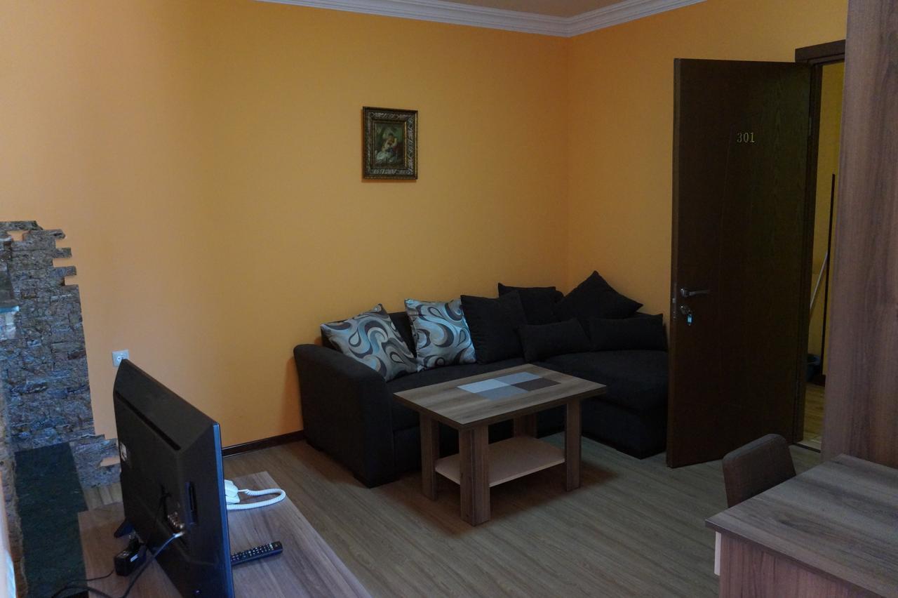 Villa Qero Batumi Ngoại thất bức ảnh